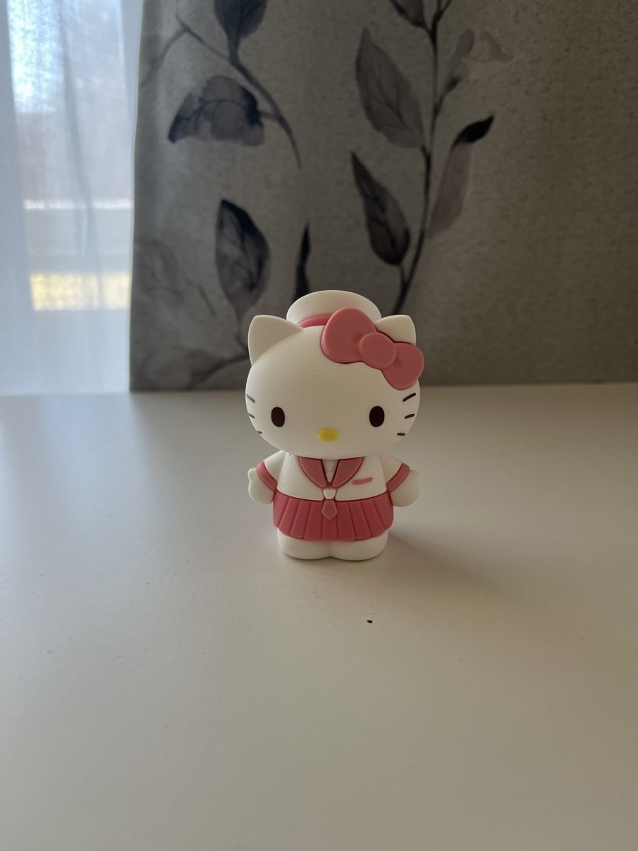 Hello Kitty : Hello Kitty Spielfigur, neuwertig – Nuovo (secondo la descrizione) da Uster venduto da Kannabie