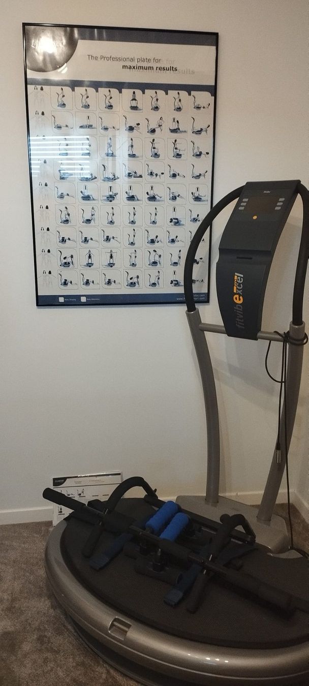 Power Plate Hometrainer: Power Plate – Usato da Bremgarten AG venduto da danielweber12