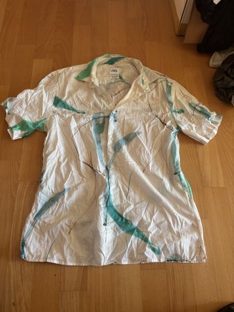 Zara white abstract shirt M