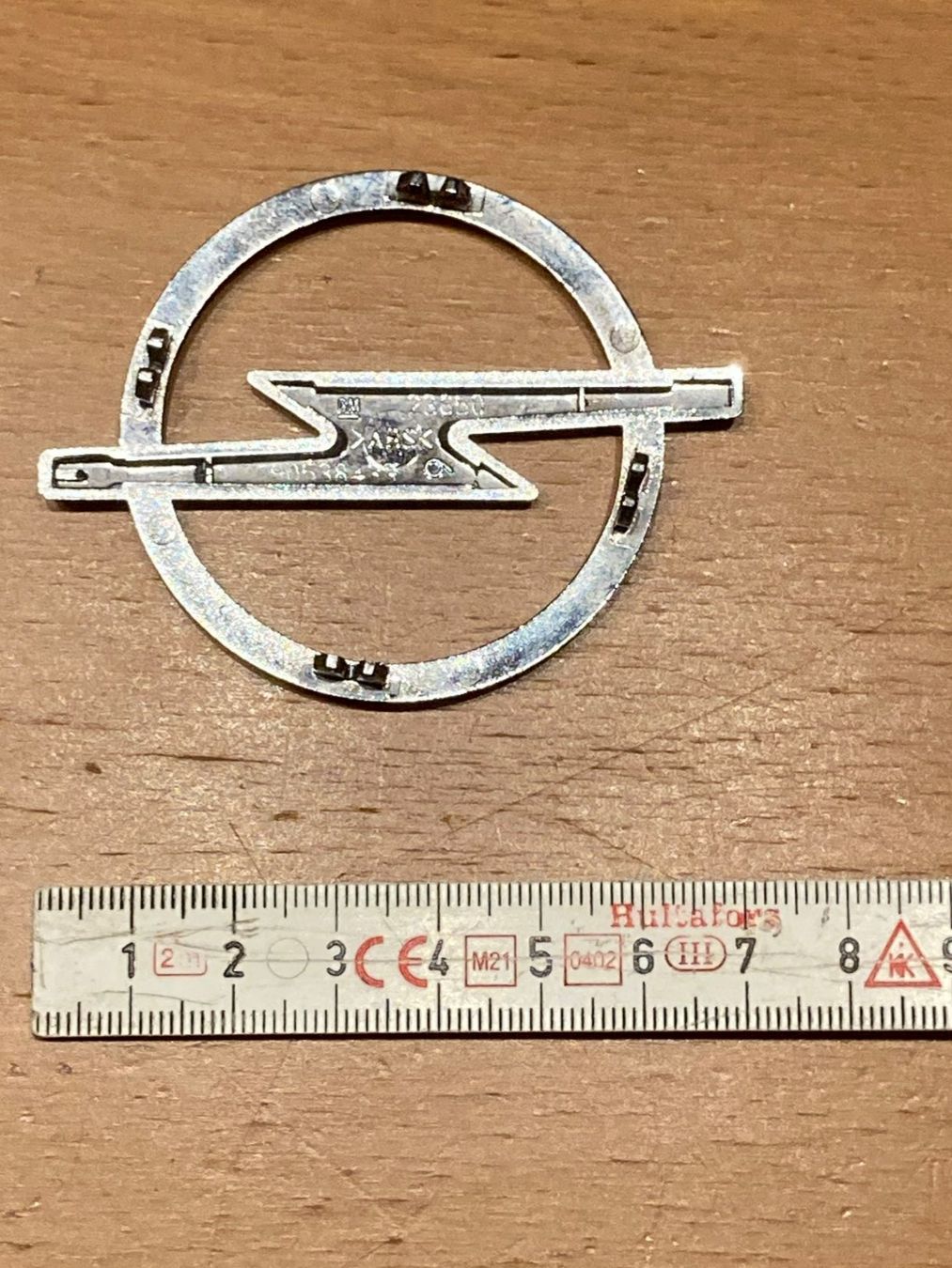 Opel Plaketten & Abzeichen: Opel Logo / Emblem, Durchmesser 7 cm. – Gebraucht aus Kriens von mei_j828 1