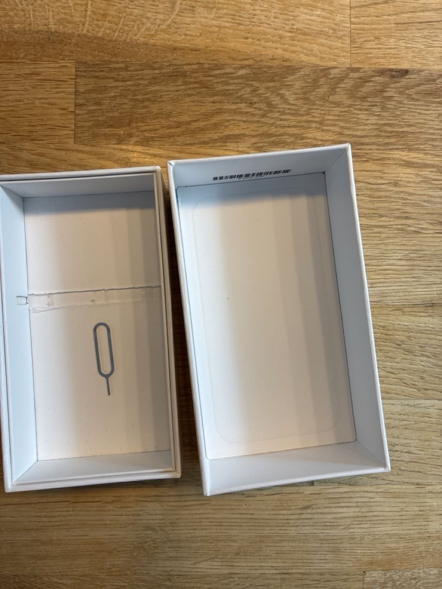 Apple Telefoni cellulari / Smartphones: iPhone 4 Packungen  – Usato da Oberrindal venduto da Darmando 2