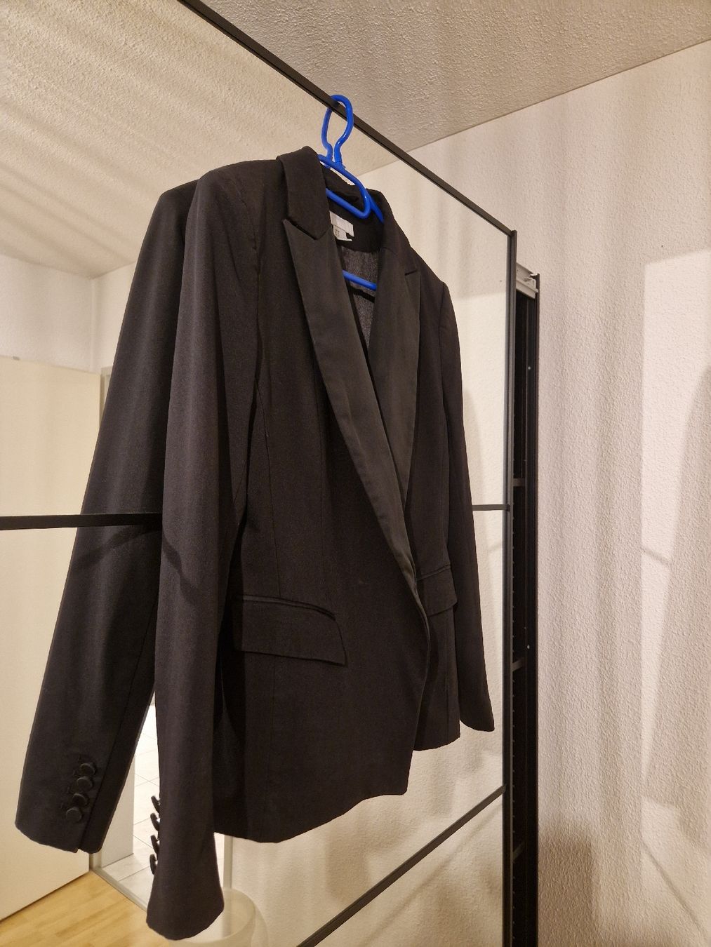 Vestes: H&M Blazer, elegant schwarz, Gr. 38 – Neuf (Voir description) à Ebikon par kov_9vqb
