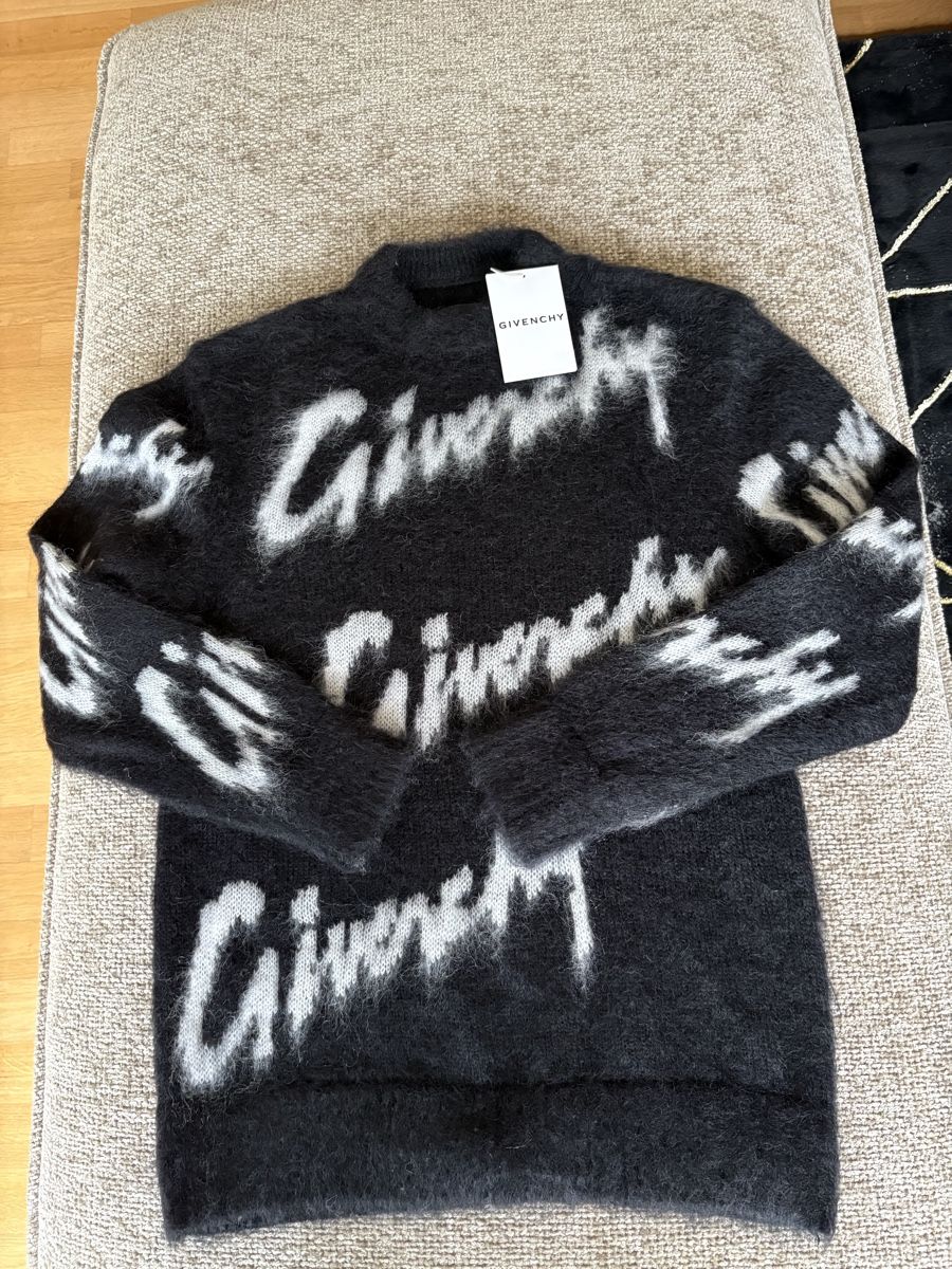 Givenchy Maglioni & Felpe: Givenchy Mohair Logo Sweater – Nuovo e nell'imballaggio originale da Pfäffikon SZ venduto da Netiretta 1