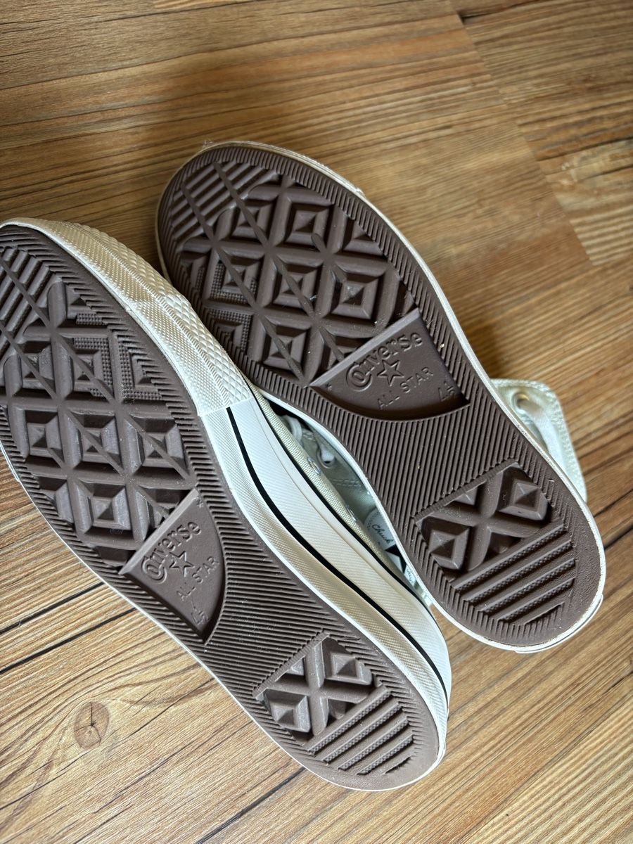 Converse Damenschuhe: Converse Gr. 37 – Gebraucht aus Grindelwald von Kikaa99 2