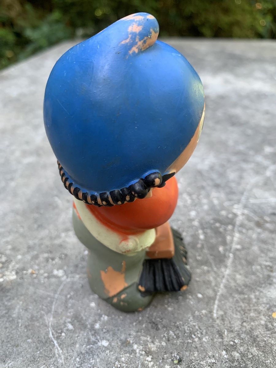 Statuette: Mainzelmännchen JOHN mit Besen, 11 cm, NFP, 1975 – Usato da Dussnang venduto da pml253 6