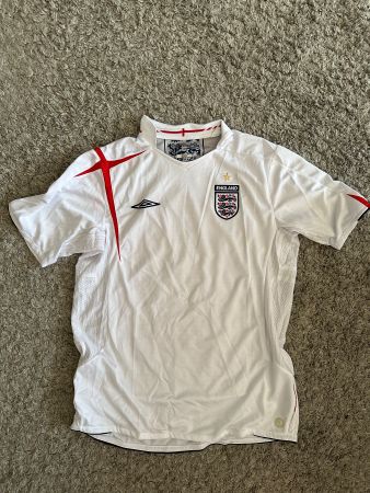 ✦ ENGLAND HOME SHIRT 2005–2007 ✦