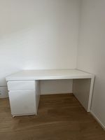 Schreibtisch IKEA weiss mit Schubladenelement