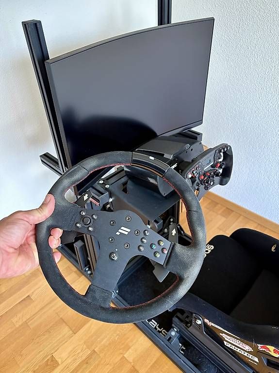 Manettes: Simracing Fanatec Gaming PS5 PC – D'occasion à Siebnen par supradevil 4