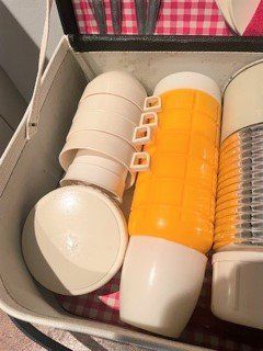 Valigie: PicKnicK KoFFeR – Usato da Winkel venduto da zeho 4