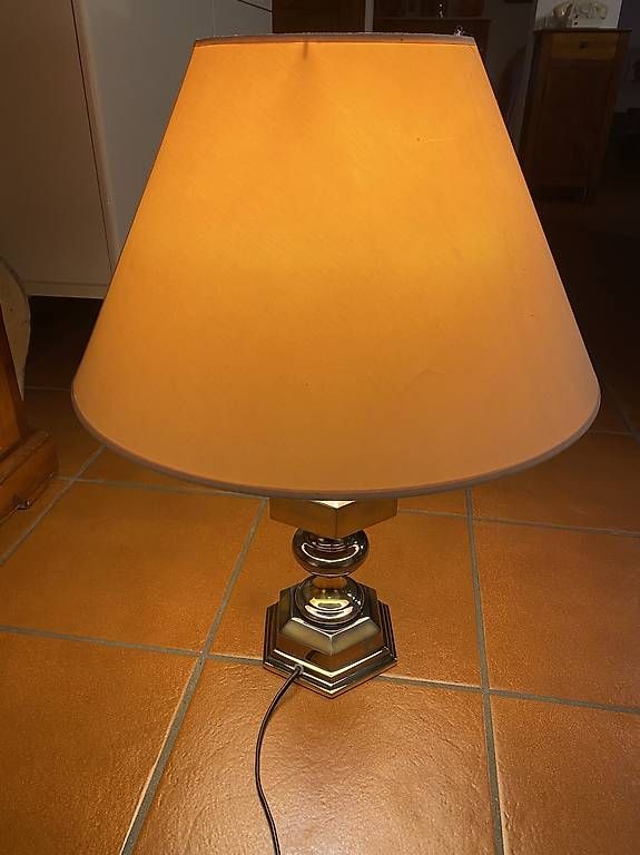 Lampade: Lampada da tavolo Classica  – Usato da Cureglia venduto da Alevintage74 2