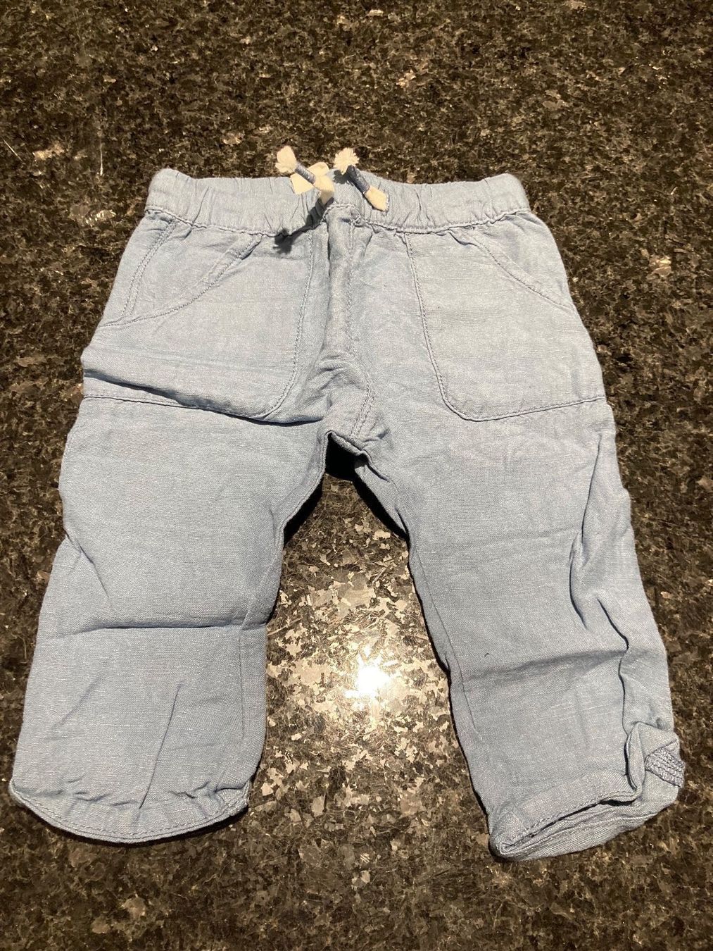 H&M Hosen: Hellblaue Sommerhose, H&M, 74, neuwertig – Gebraucht aus Küsnacht ZH von ToddyGinger 3