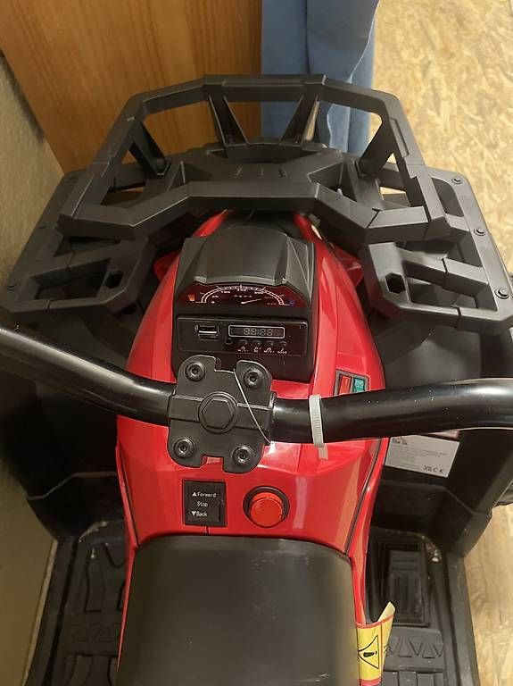 Fahrzeuge für Kinder: Quad électrique 3/5 ans  – Gebraucht aus Orbe von cat_s2xz 4