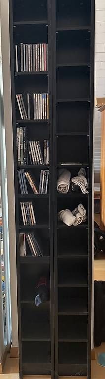 Racks & Supports: CD-Ständer – D'occasion à Ormalingen par saexevierzig