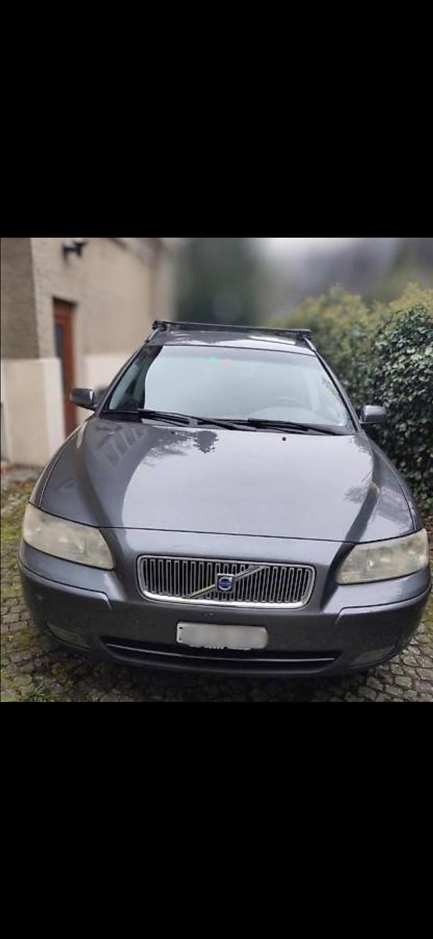 Volvo Autos: Volvo V70 2.4 – D'occasion à Winterthur par odi_cp9g