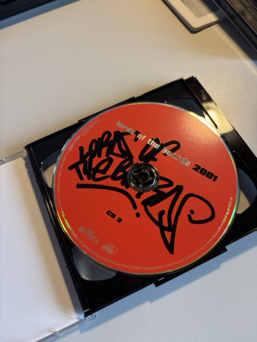 CD: Lords of the Boards 2001 CD, – Usato da Schüpfen venduto da Cedric03 2