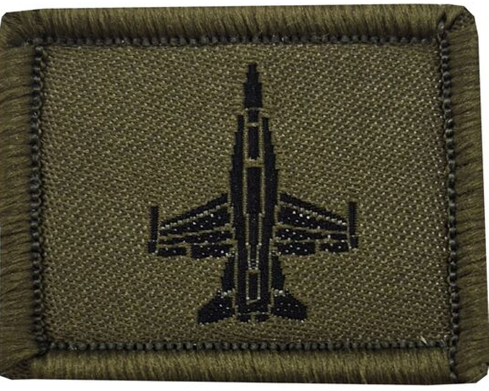 Schweizer Armee Placchette & Badge: Schweizer Luftwaffe FA/-18 Stoffabzeichen, mit Klett – Nuovo (secondo la descrizione) da Emmenbrücke venduto da airplane47