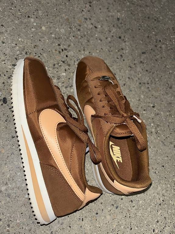 Damenschuhe: Nike Cortez Taille 38 – Gebraucht aus Crissier von ali_72zg