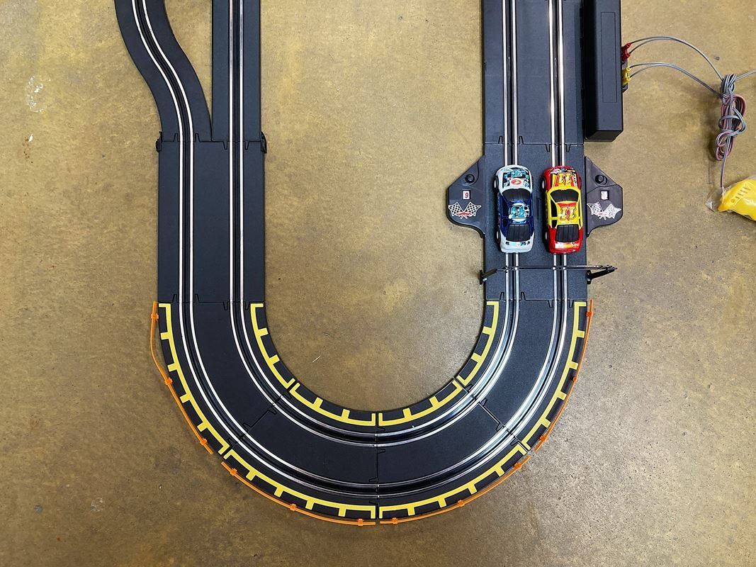 Piste: FASTLANE RACING | Twin Loop Racing | Rennbahn | 5m – Usato da Wittenbach venduto da Restwert_St-Gallen 5