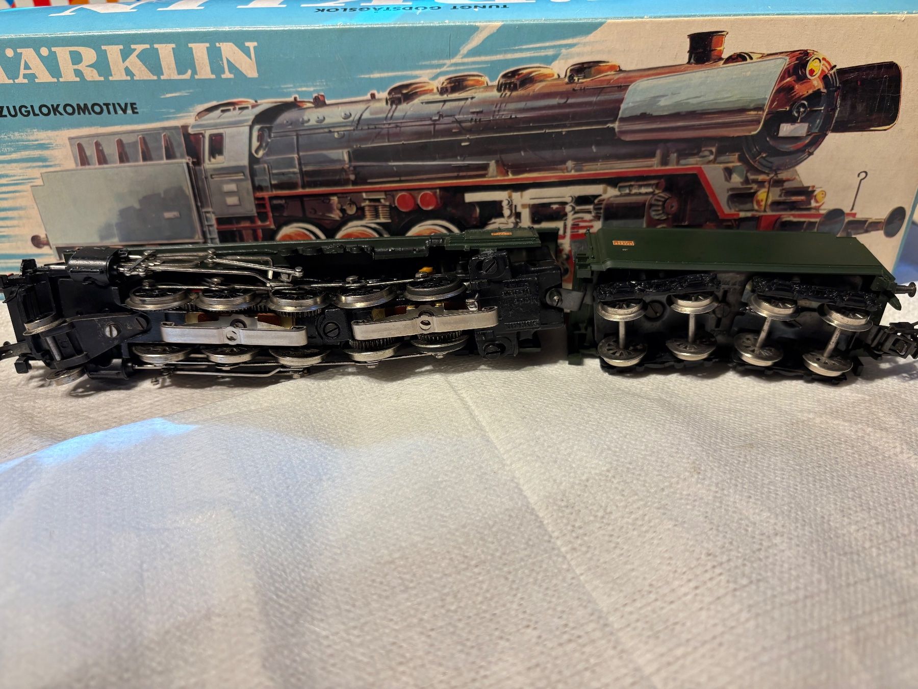 Märklin Modelleisenbahnen: Maerklin 3046 – Gebraucht aus Corcelles Payerne von Pierre66 5