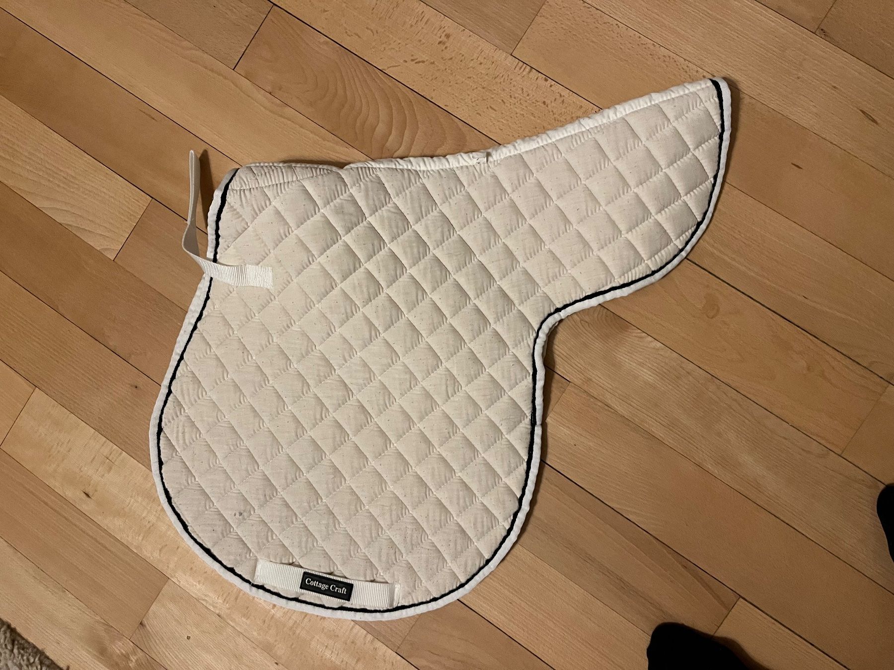 Selle & Accessori: Weisse Schabrake guter Zustand – Usato da Aeschlen ob Gunten venduto da Sonjan 6