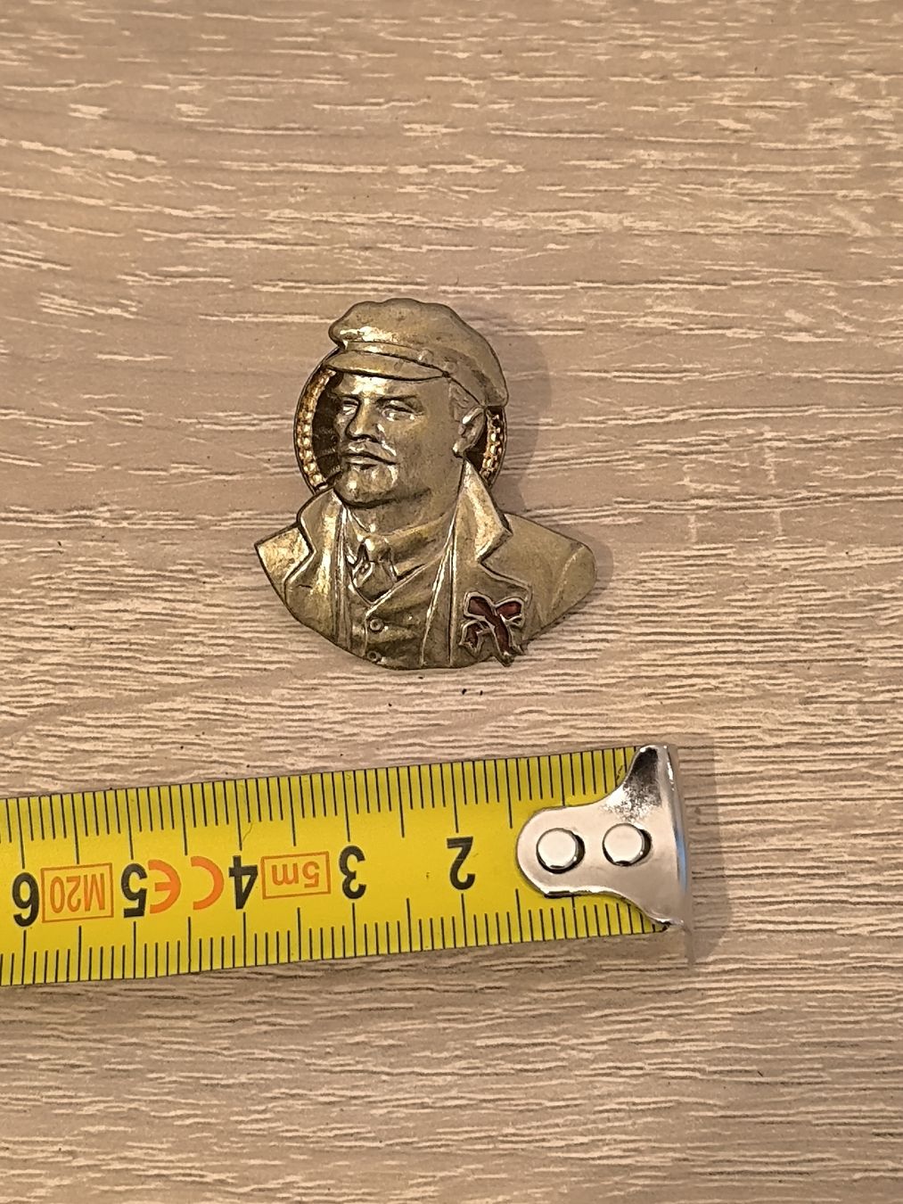 Spille & Fermagli: Broches Lenin URSS vintage militaire communisme – Usato da La Chaux-de-Fonds venduto da lolmaker1007