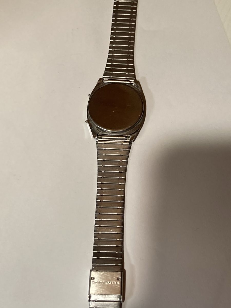 Continental Orologi: Continental Lcd uhr 33x39 mm – Usato da Glattbrugg venduto da vintagemania 2