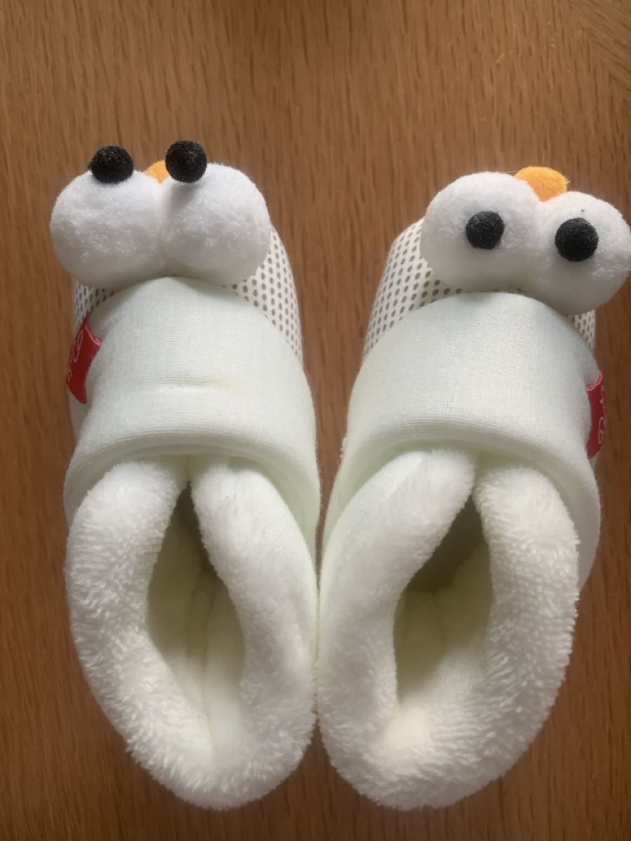 Scarpe per ragazzi: Flauschige Babyschuhe Grösse 17/18 – Nuovo (secondo la descrizione) da Basel venduto da yir_tj2l