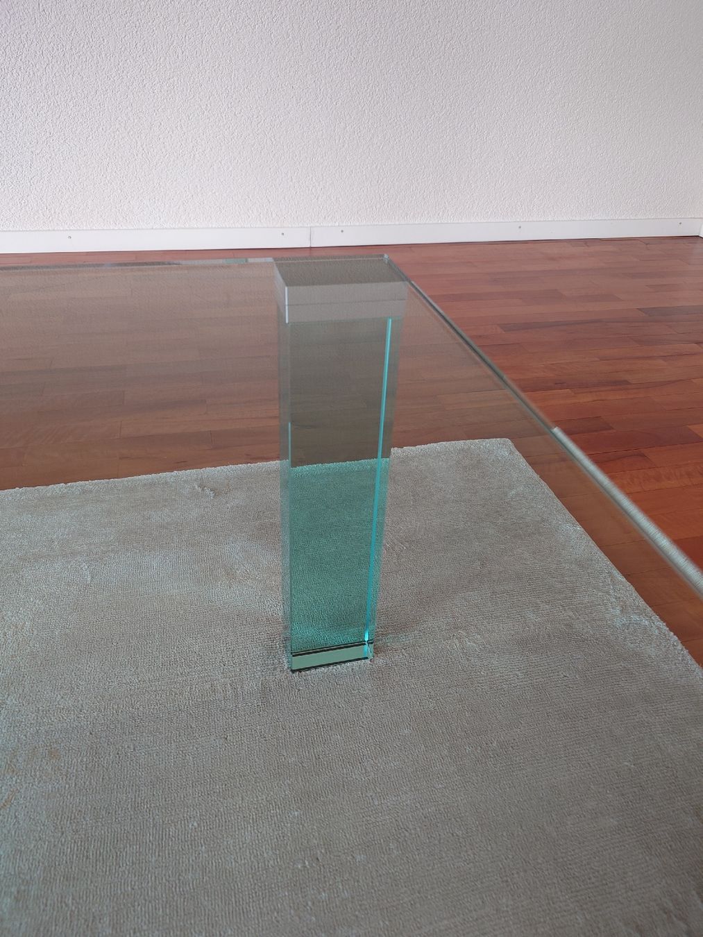 Tische: Glas Couchtisch Wohnzimmertisch Designerstück – Neu (gemäss Beschreibung) aus St. Gallen von Second-Life 3