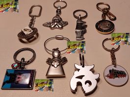 8 tolle Schlüsselanhänger Metall - diverse Motive