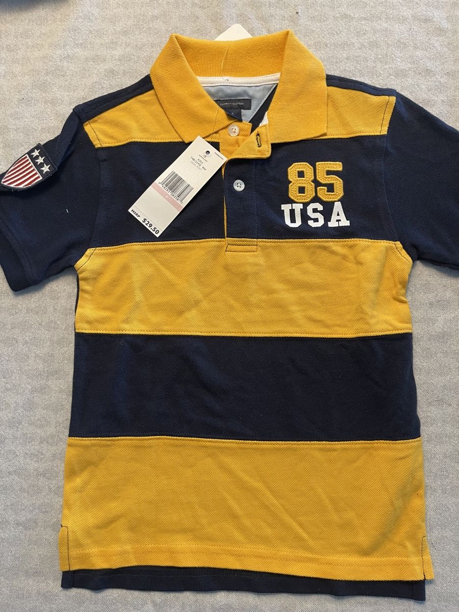 Tommy Hilfiger Hemden, T-Shirts & Polos: Tommy Hilfiger Poloshirt – Neu und originalverpackt aus Kriens von saintstone