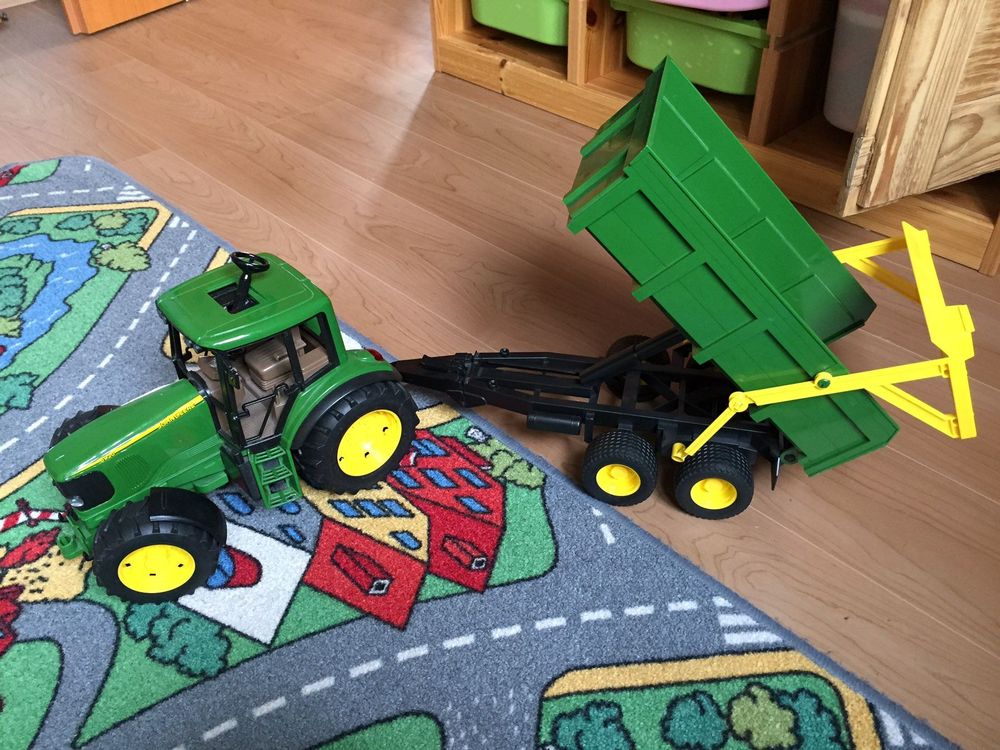 Bruder Traktor John Deere mit Anhänger Kaufen auf Ricardo