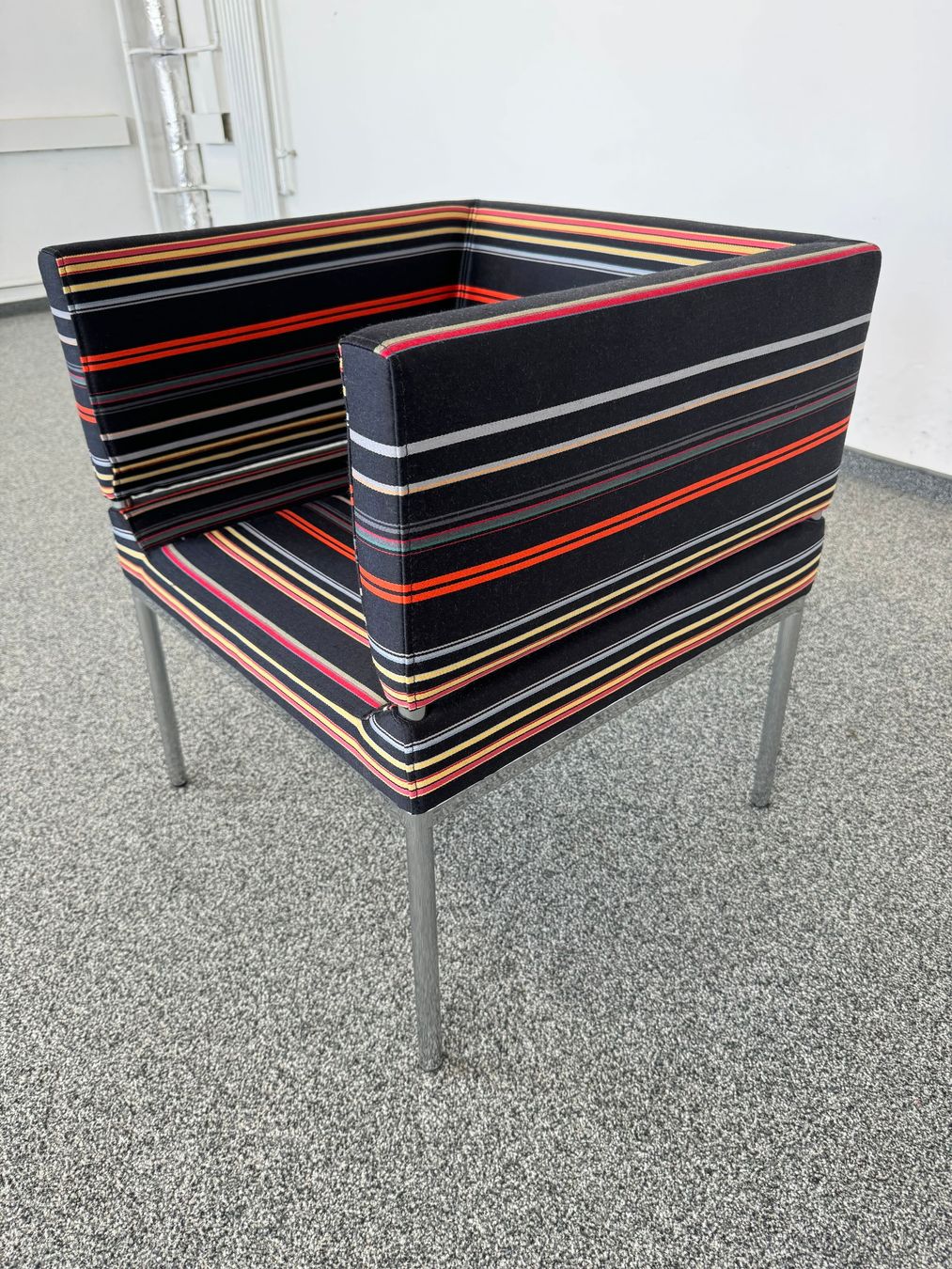 Classicon Poltrone: Accademia Classico Lounge-Sessel – Usato da Schönenwerd venduto da mcofficeshop 3