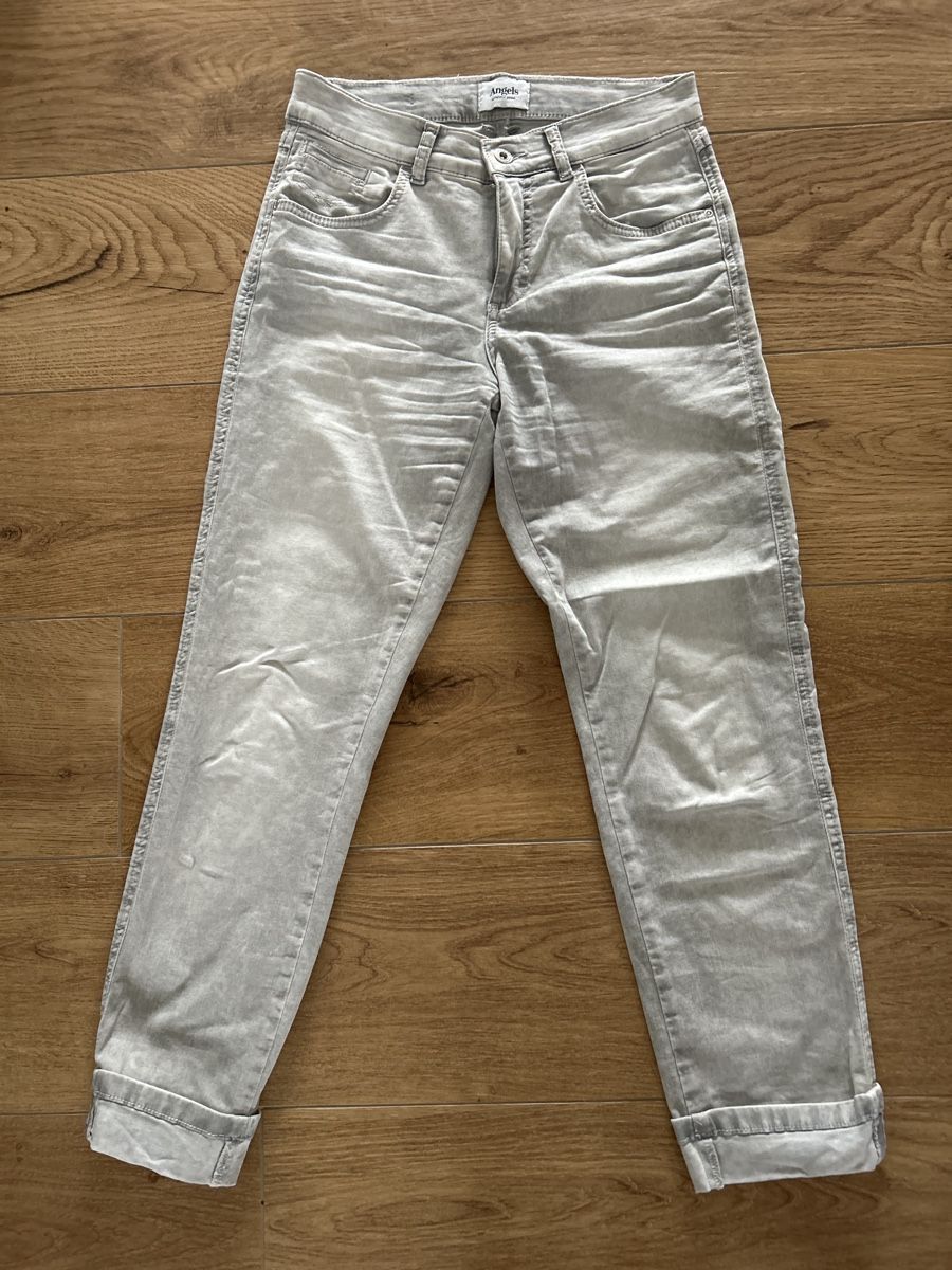 Angels Jeans: Angels Jeans Gr. 34 in hellgrau – Nuovo (secondo la descrizione) da Worben venduto da AlliaB