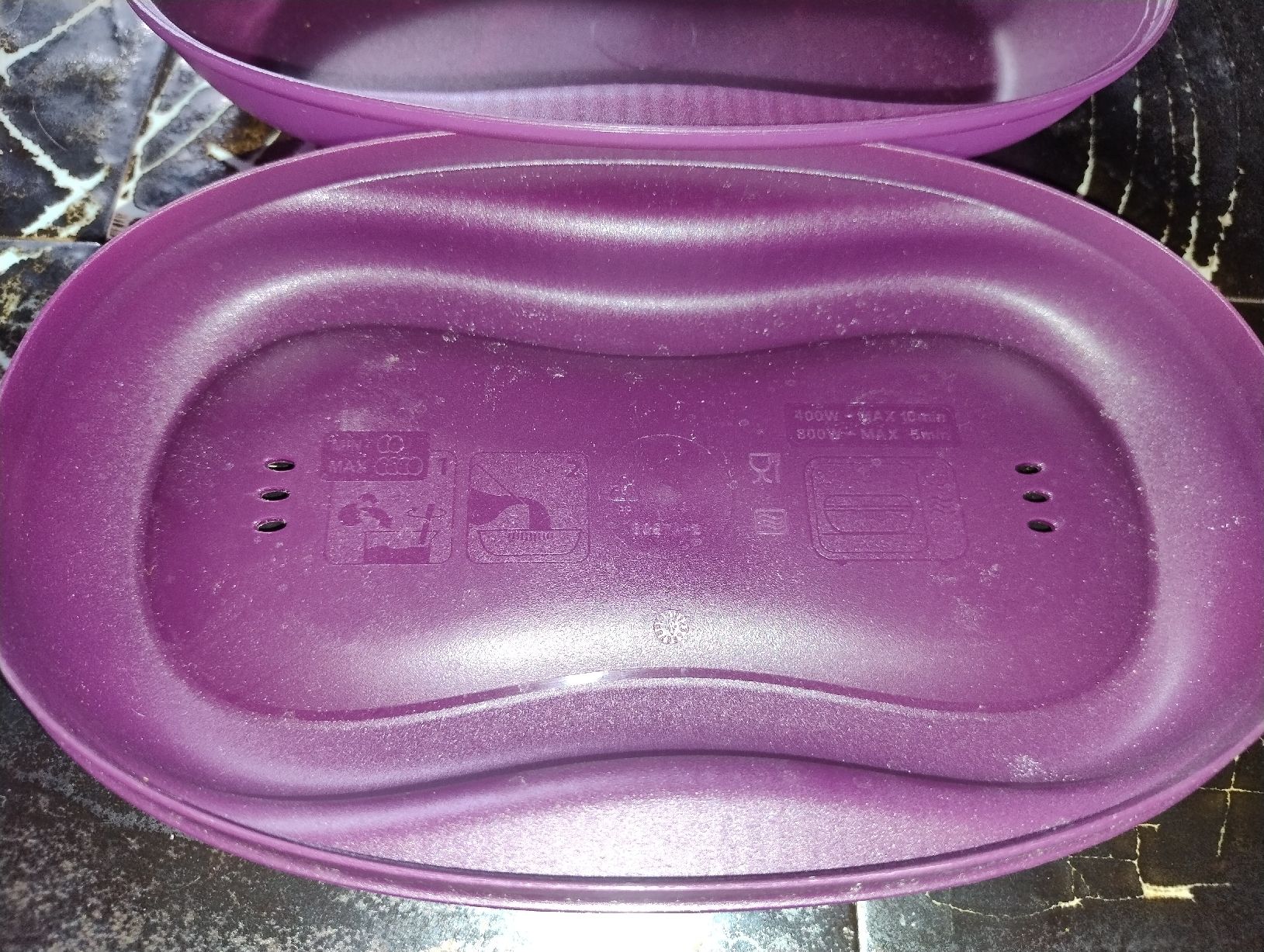 Tupperware Elettrodomestici da cucina: TUPPERWARE Mikrowelle Omelett-Meister lila  – Usato da Luzern venduto da Eery 1