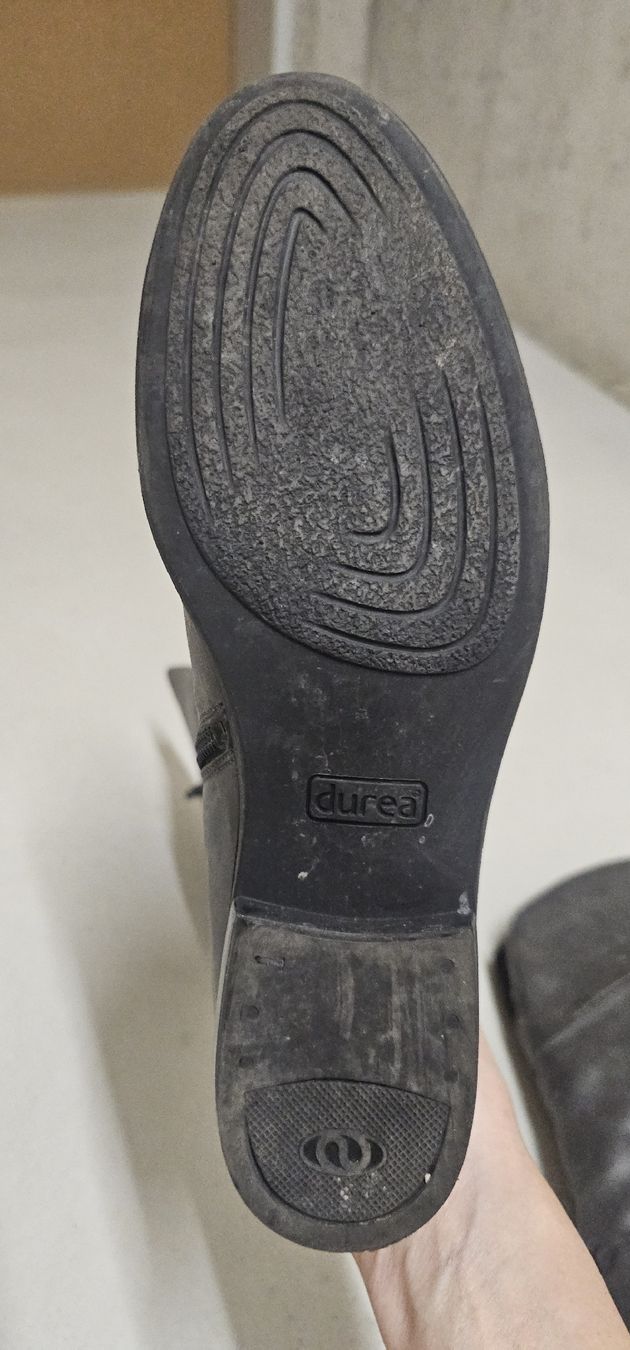 Scarpe da donna: Durea Lederstiefel Grau Grösse 40,5/41, Schaftweite S – Usato da Horgen venduto da ste_sy7h 4
