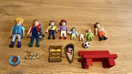 Playmobil people and objects