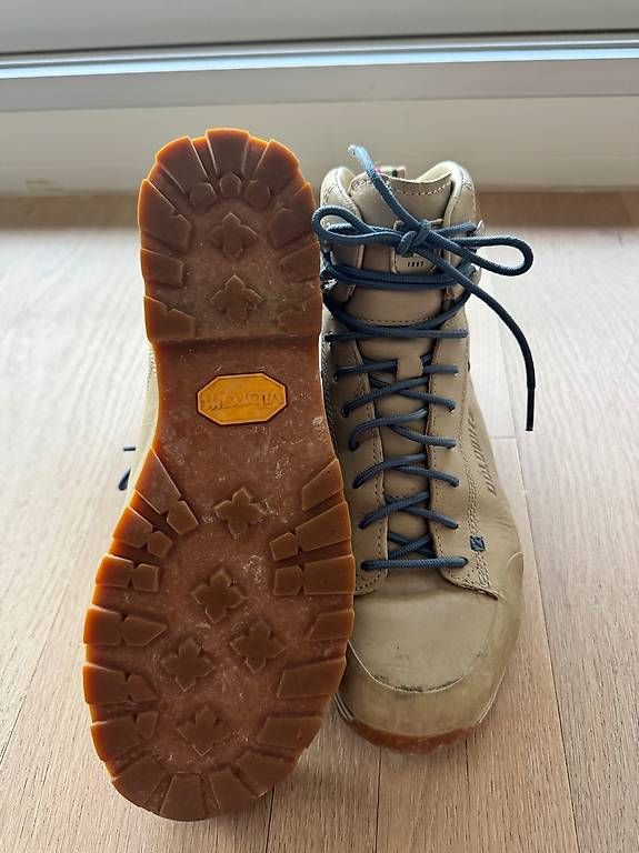 Dolomite Damenschuhe: Top Zustand: Dolomite Wanderschuh Gr 42 – Gebraucht aus Meilen von JuliaFantasma