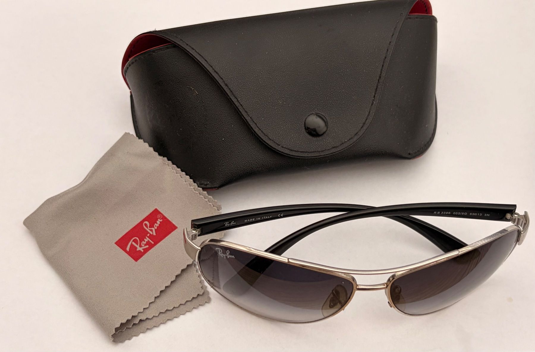 Ray-Ban Occhiali & Lenti: Ray-Ban Sonnenbrille, Top Zustand – Usato da Rüschlikon venduto da Tif_n7pl