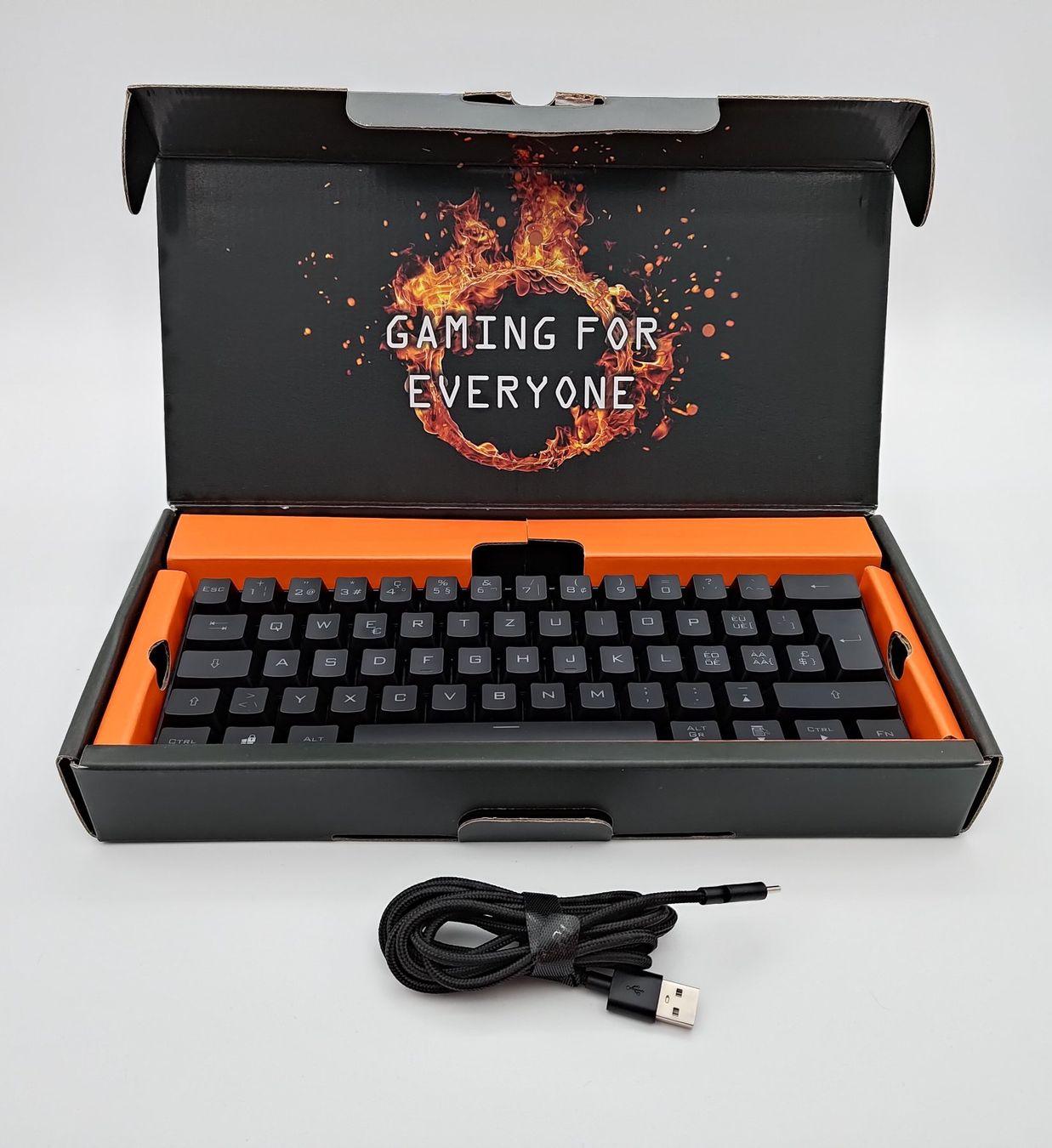 Tastaturen: Clavier gaming mécanique DELTACO DK430R. – Gebraucht aus Courtemaîche von Atelier.tech