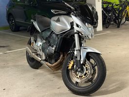 Motorrad Honda CB600F