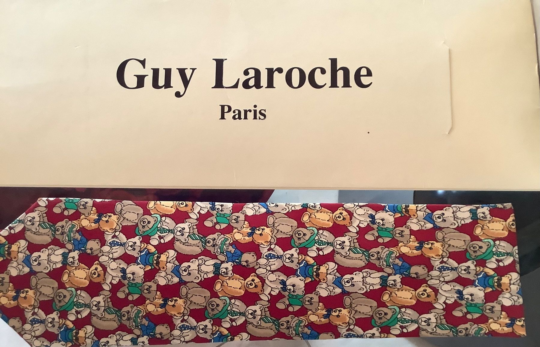 Cravatte: Krawatte Guy Laroche Bären Muster  Neu – Nuovo (secondo la descrizione) da Biel-Benken BL venduto da Lanma