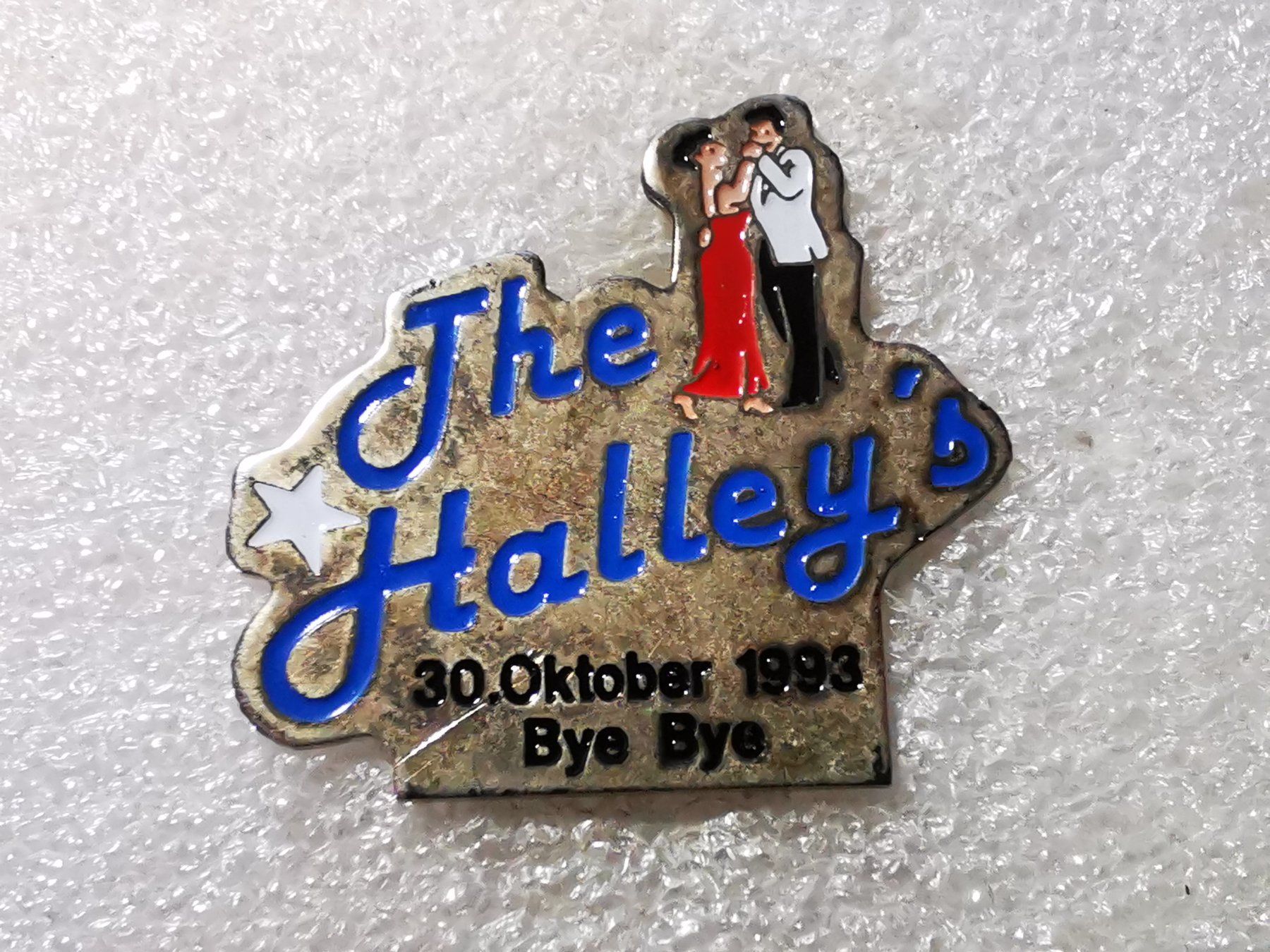 Placchette & Badge: Ansteckpin 63: The Halley's – Usato da Oppligen venduto da Pin-Fall-Shop