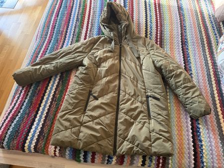 Nulu Winterjacke olivgrün, Grösse 46