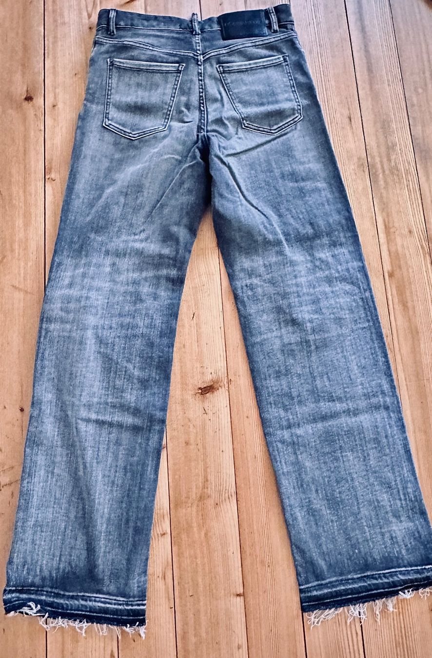 Dsquared2 Jeans: Disquared Jeans hellgrau – Usato da Luzern venduto da Mamutpe 1