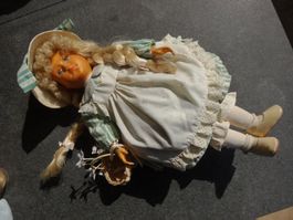 LETZTE REDUKTION!!! Laser-Holzpuppe, Blumenmädchen, Bäuerin