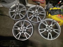 Audi Alufelgen 7j x 18 Zoll Et38