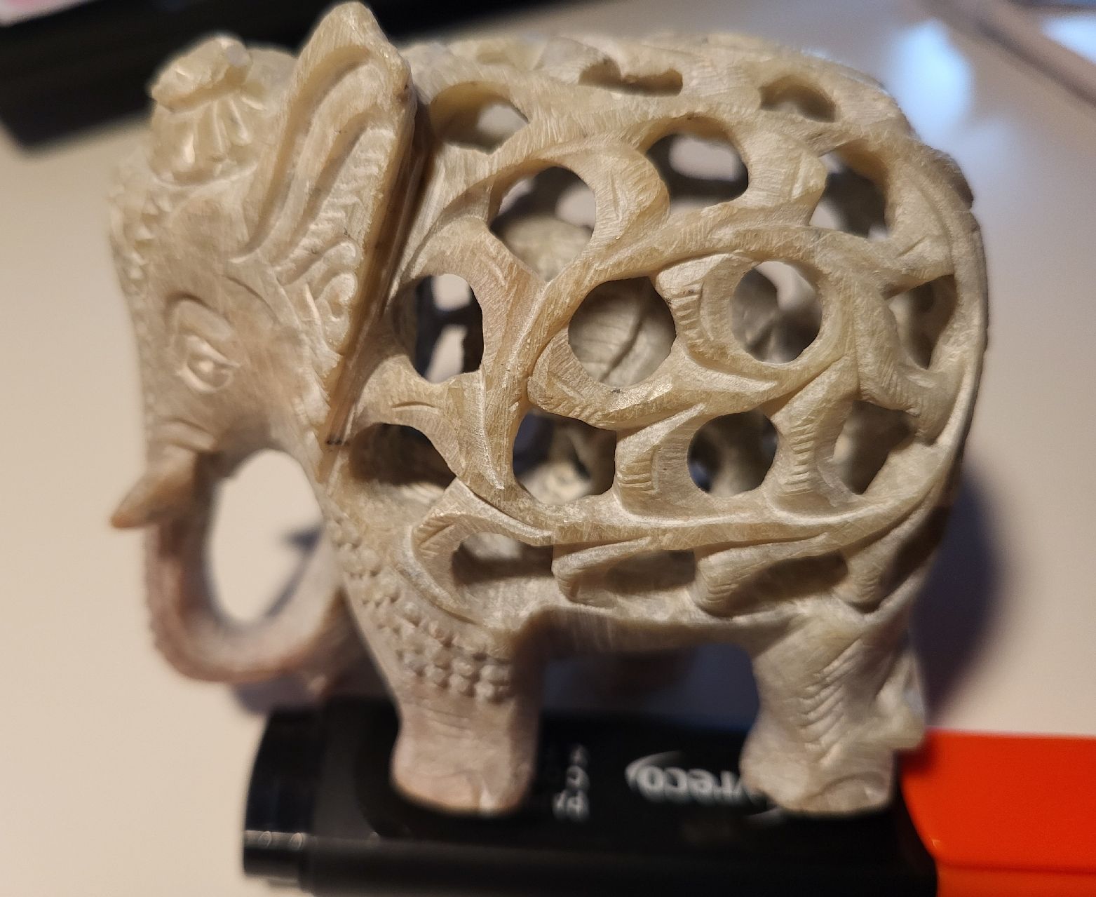 Statuette: Deko Elefant aus Stein – Usato da Birmenstorf AG venduto da Cjl 3
