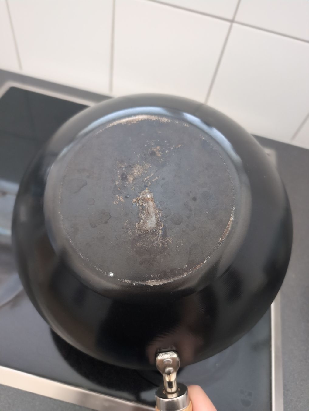 Appareils de cuisine: Wok en fonte – D'occasion à Zürich par emilyduchamp 2
