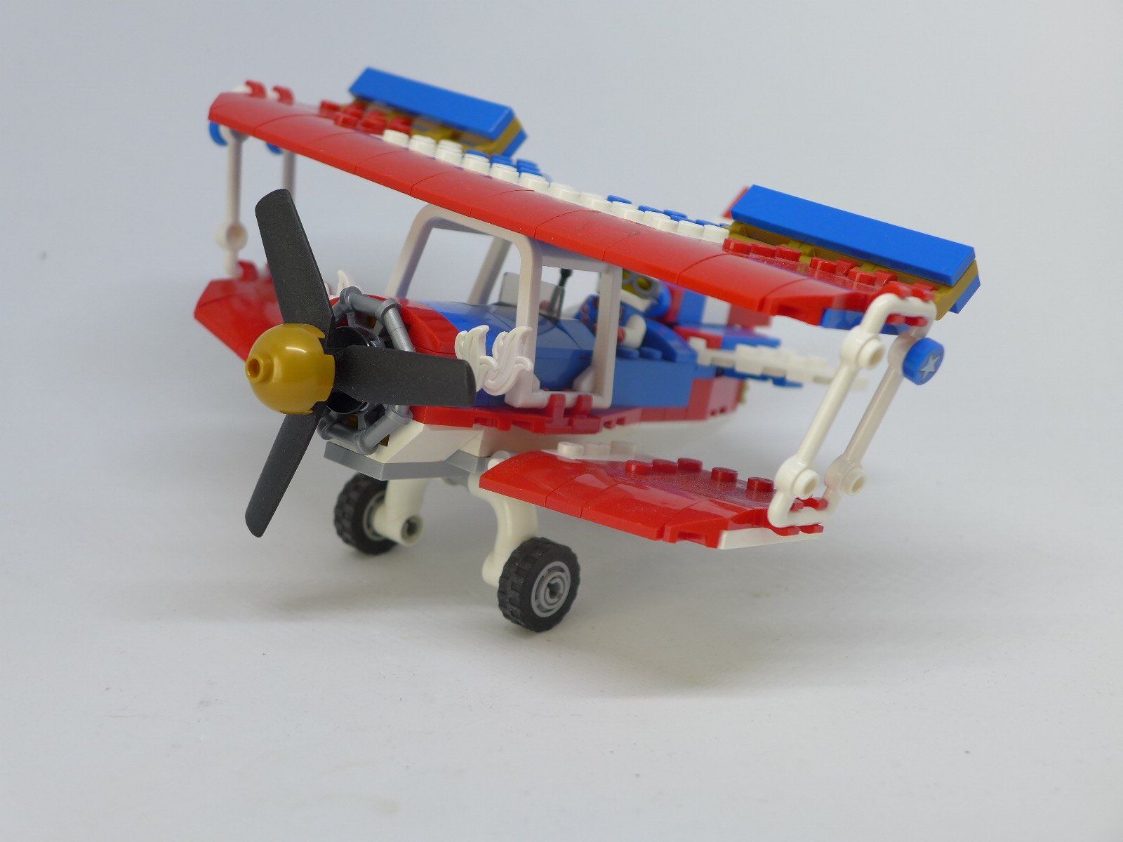 Lego Spielzeuge: Lego Flugzeug 31076 – Gebraucht aus Laupen ZH von spardonald007
