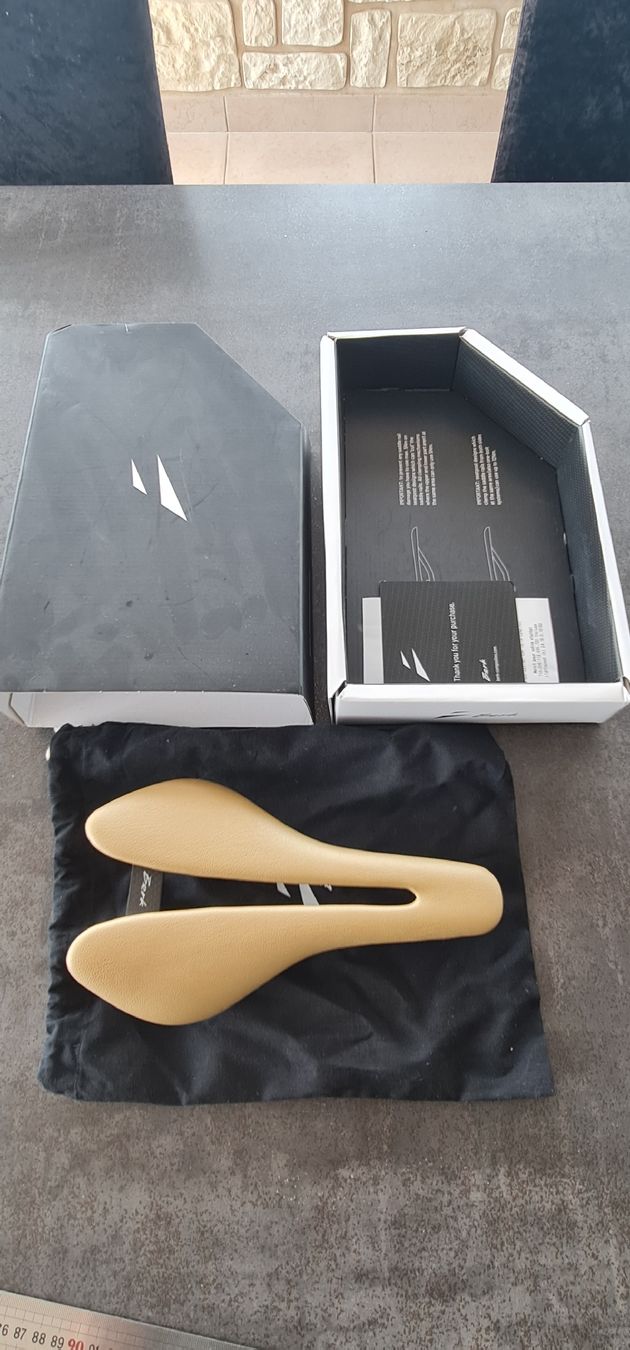 Pezzi di ricambio: Selle BERK PLOH 143 MM – Nuovo e nell'imballaggio originale da Vallon venduto da cycleram 1
